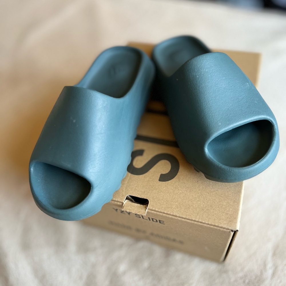 Yeezy Slides Slate Marine ( adidas originals )